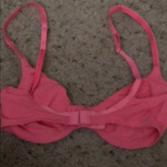 32D unlined perfect coverage Victoria Secret bra - Picture 2 of 3